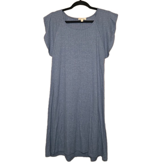 Como Blu Dresses & Skirts - COMO BLU Blue Flutter Sleeve Dress Women's Large Knee Length Lightweight Gown